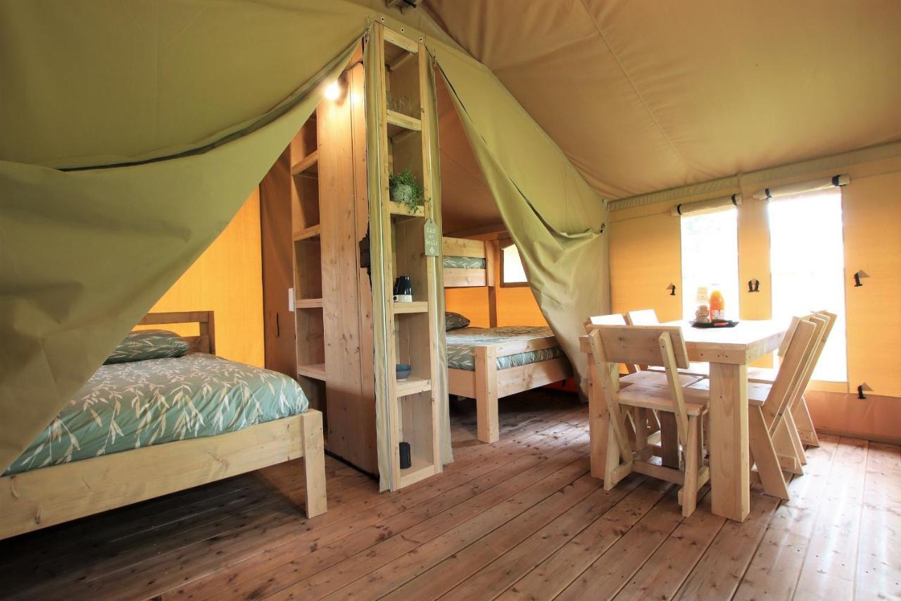 Tente Safari Lodge Ferme Carrique Tardets-Sorholus エクステリア 写真